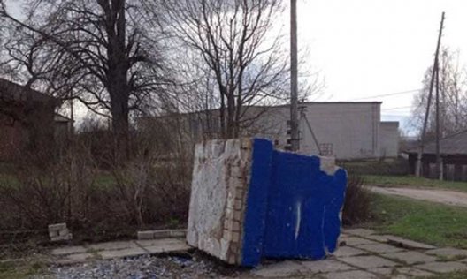 В Кировской области под шашлычную снесли памятник