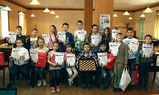 Шахматы: "Казачья застава" в Азове