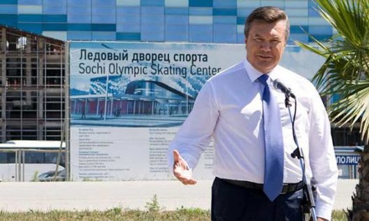 Янукович греет бока в Сочи