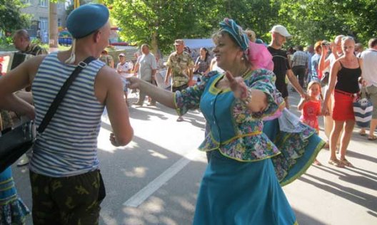 Второе августа: Азов праздничный (+фото)