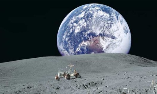 Туристы на "Союзе" начнут облет Луны в 2018 году