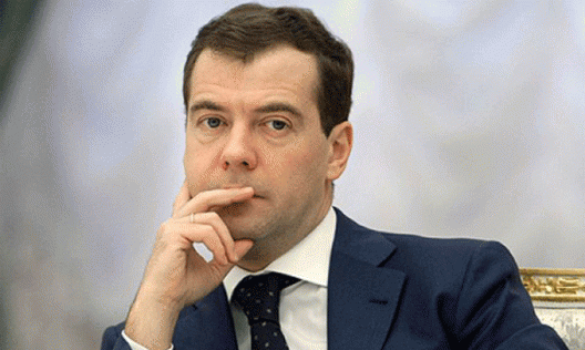 Медведев объявил спайсу войну