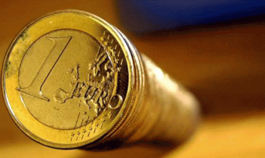 Евро и доллар неудержимо растут