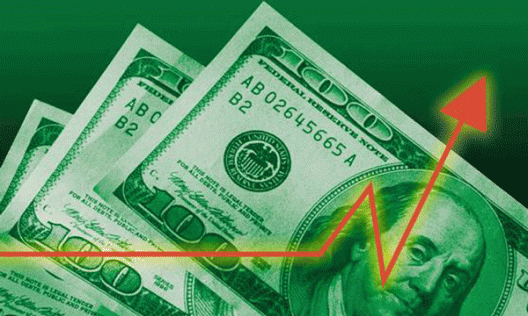 Курс доллара вновь растет