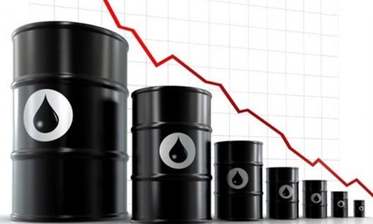 Нефть упала ниже 50 долларов за баррель