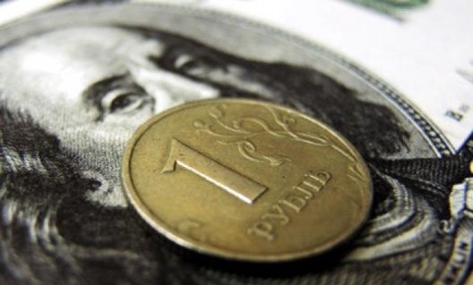 Рубль самая динамичная валюта-2015