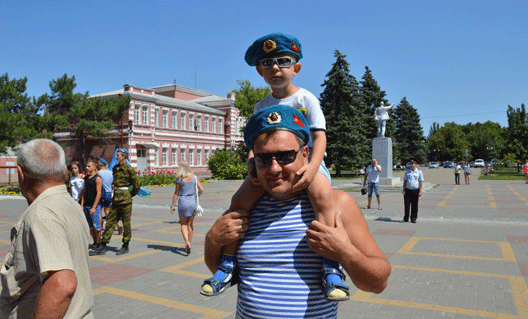 По следам Дня ВДВ в Азове (фото - Анатолий Лубенец)