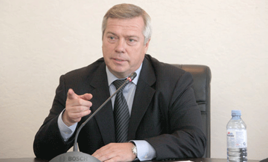 Сенсация: губернатор Дона предлагает Азовской городской Думе расторгнуть контракт с Игорем Щипелевым