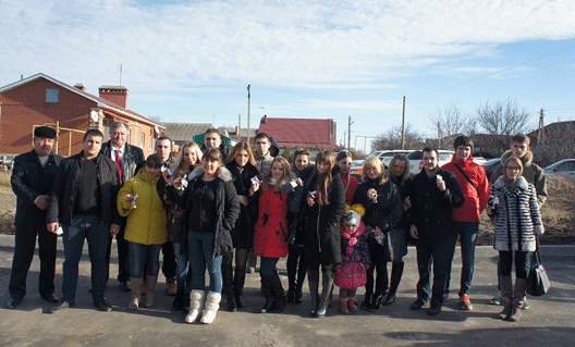 Азов: тридцать шесть детей-сирот получили квартиры