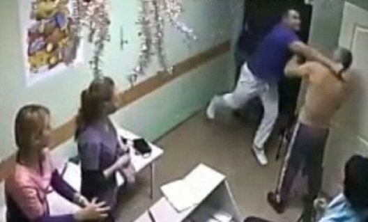 Врач из Белгорода убил пациента одним ударом (+видео)