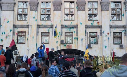 Вокруг событий у посольства России в Киеве