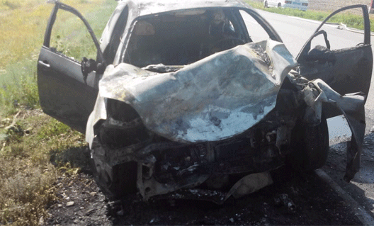 В Азовском районе сгорели два автомобиля
