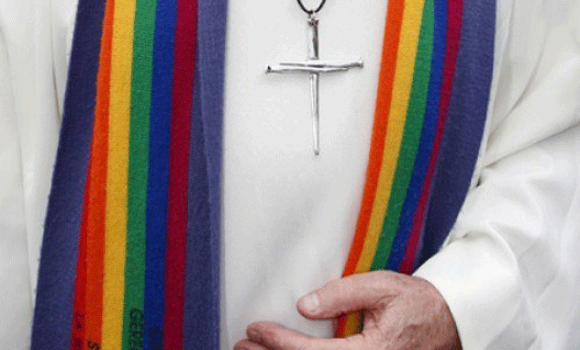 Церковь Шотландии: священники могут вступать в однополые браки