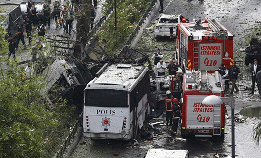 Взрыв в Стамбуле: погибли 11 человек