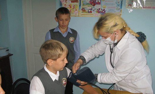 Владимир Путин: вернуть в школы медкабинеты и врачей