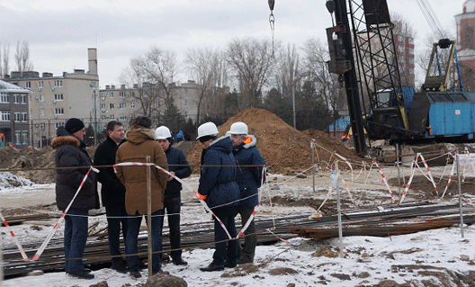 Азов: реконструкция стадиона им. Э. Лакомова идет полным ходом