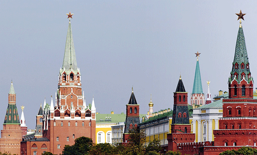 Жириновский предложил убрать "масонские символы" с башен Кремля