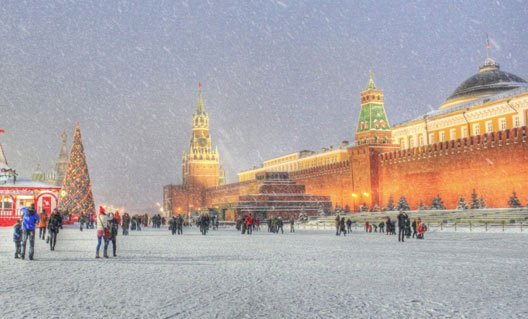 Англичанам настоятельно рекомендуют съездить в Россию
