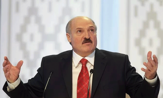 Лукашенко будет работать на "империю"