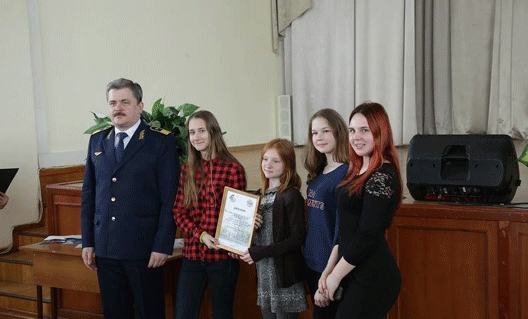 Азов, газета "АЭтоМы!": есть первый диплом!