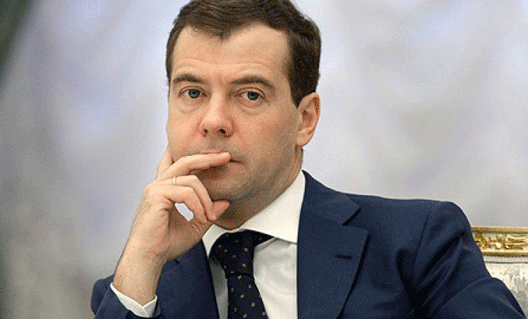 Медведев о "лживом продукте политических проходимцев"