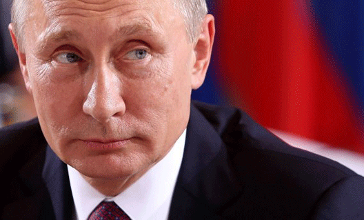 Путин предложил принимать присягу при вступлении в гражданство России