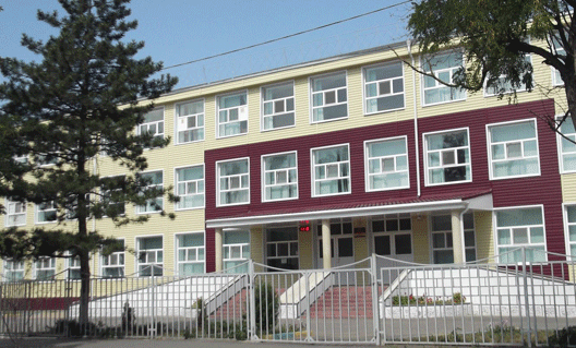 Азов: у городских школ появятся парковочные места