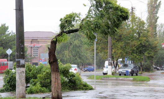 Азов: в конце октября возможен ураган