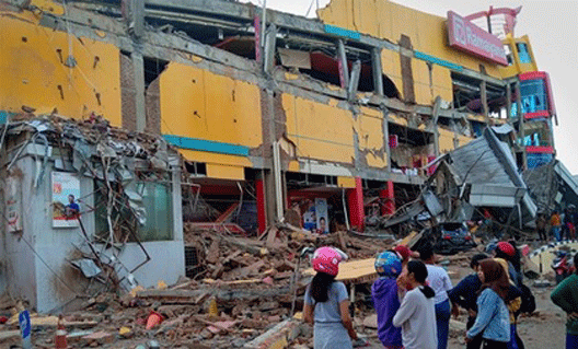 Землетрясение в Индонезии: огромные жертвы