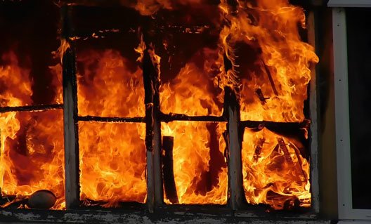 17 марта, Азов: ночью горел торговый павильон