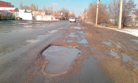 Почти 37 млн рублей потратят в Азове на ремонт дорог