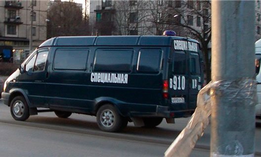 Санкт-Петербург: как дети три часа рядом с трупом играли