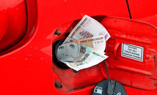 Россия: снизятся ли цены на бензин?
