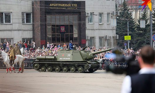Россия: регионы и города отменяют и переносят парады и торжества