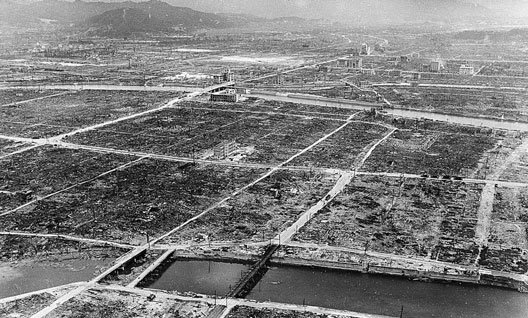 Молодые японцы: Хиросима и Нагасаки - дело русских