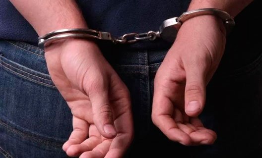 Азов: шестерых жителей задержали по подозрению в торговле наркотиками