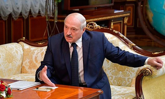 Лукашенко резко ответил Макрону