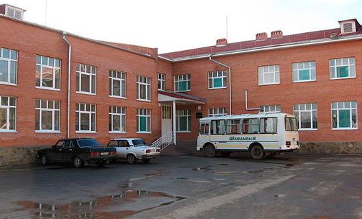 Азовский район: у педагогов и учеников СОШ № 4 в Самарском выявлены вирусные заболевания