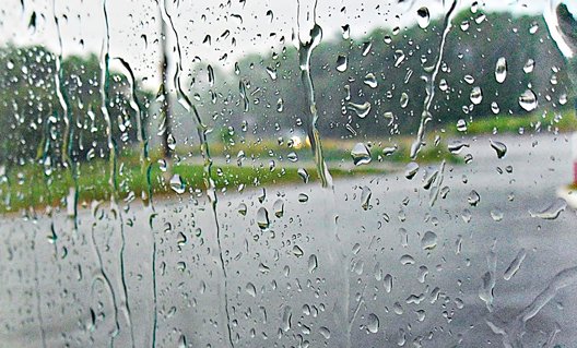 Азов: дожди и грозы на выходные