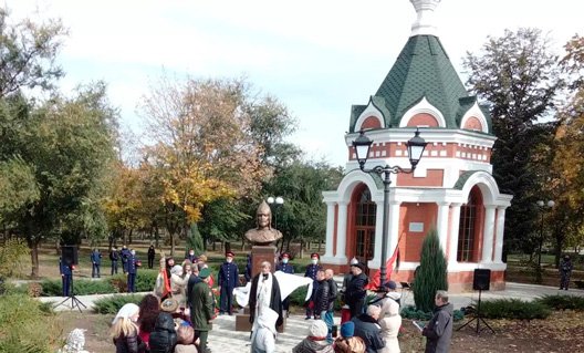 Азов: состоялось открытие памятника Александру Невскому