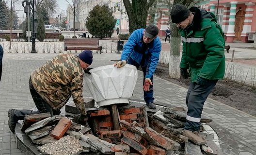 Азов: с просадкой на Петровском бульваре разбираются