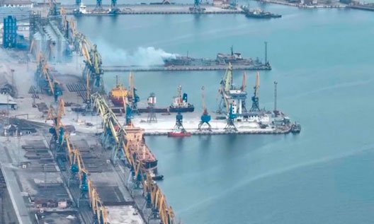 МО России: подробности освобождения порта в Мариуполе