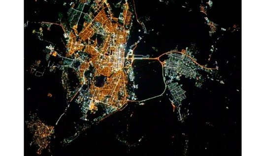 Соцсети восхитило фото ночного Ростова-на-Дону из космоса
