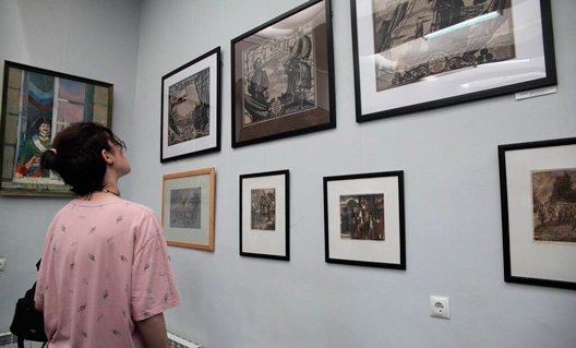 Азов:  в "Меценате" открылся выставочный проект «Петра наследие храним!»