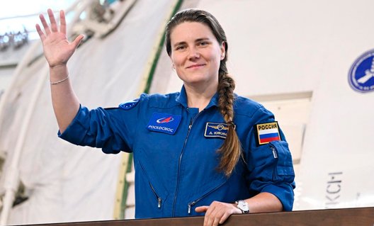 Американский корабль Crew Dragon, в состав экипажа которого входит россиянка Анна Кикина, пристыковался к МКС
