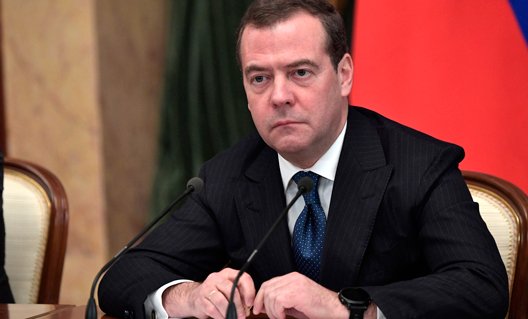 Медведев о предателях, алчных перебежчиках, попутчиках и прилипалах