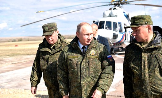 Владимир Путин обратился к матерям военнослужащих