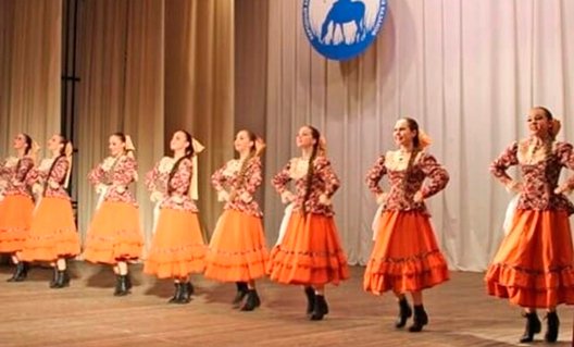 Азов: готовятся к праздничному концерту «Гуляй, Масленица! Гуляй, Широкая!»