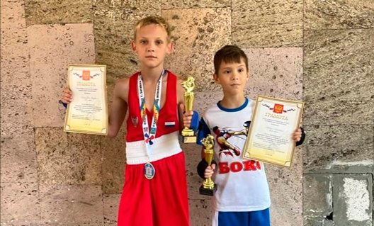 Азов: поздравляем юных боксеров!