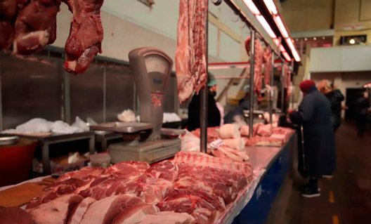 Дон: предприниматель попался на «производстве свинины» из мяса цыплят-бройлеров